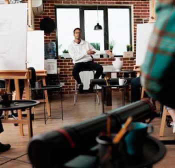 Mastering Still Life Drawing: Measurements and Composition